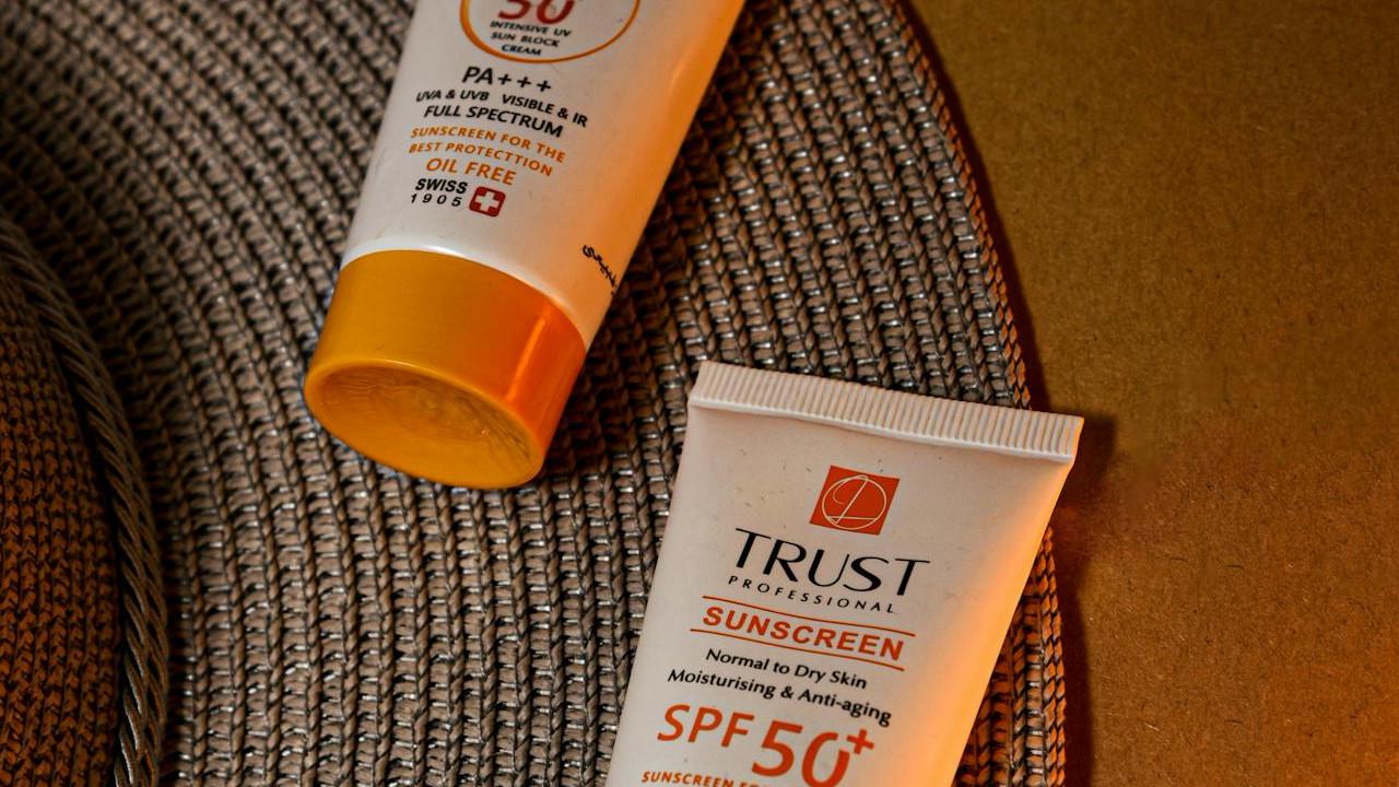 ilustrasi sunscreen dengan spf tinggi