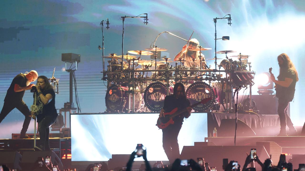 FOTO: Dream Theater Guncang Jakarta Rayakan 40 Tahun Karier