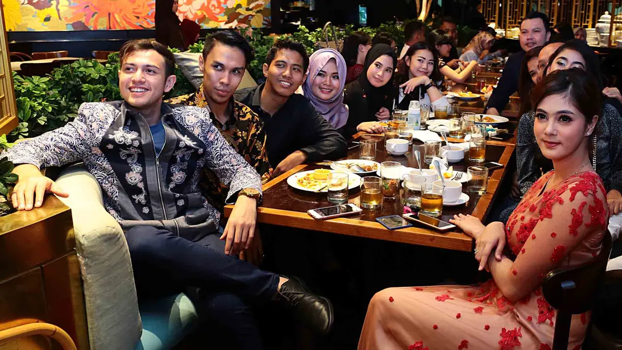 [Bintang] Rifky Balweel dan Biby Alrean