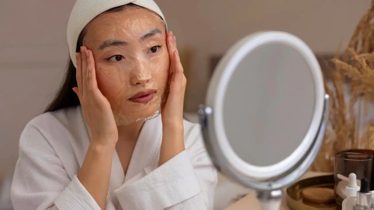 Rangkaian skincare pagi untuk kulit berminyak