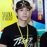 Aktor keturunan Amerika Serikat ini tidak menggunakan jasa 'stuntman' demi merasakan pengalaman berbeda. (Deki Prayoga/Bintang.com)