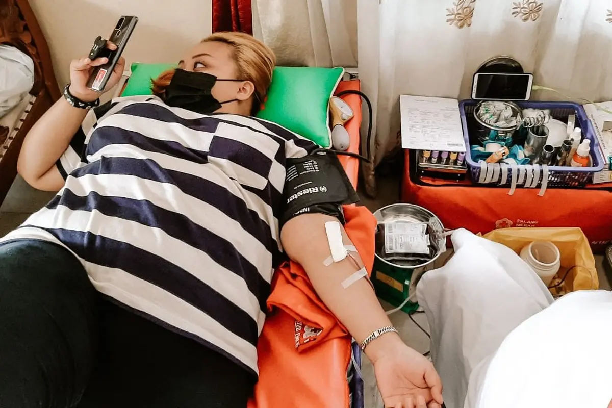 Aksi Donor Darah di Rumah.