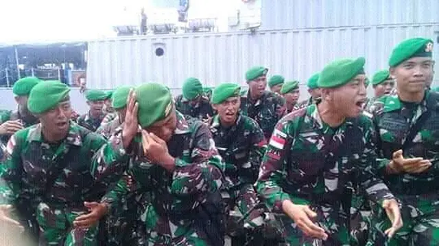 Sejumlajh prajurit TNI AD Yonif 725 Woroagi sebelum diberangkatkan di Papua, November 2018.(Liputan6.com'Ahmad Akbar Fua)