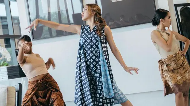 Naura Ayu di Opening Show Tulola