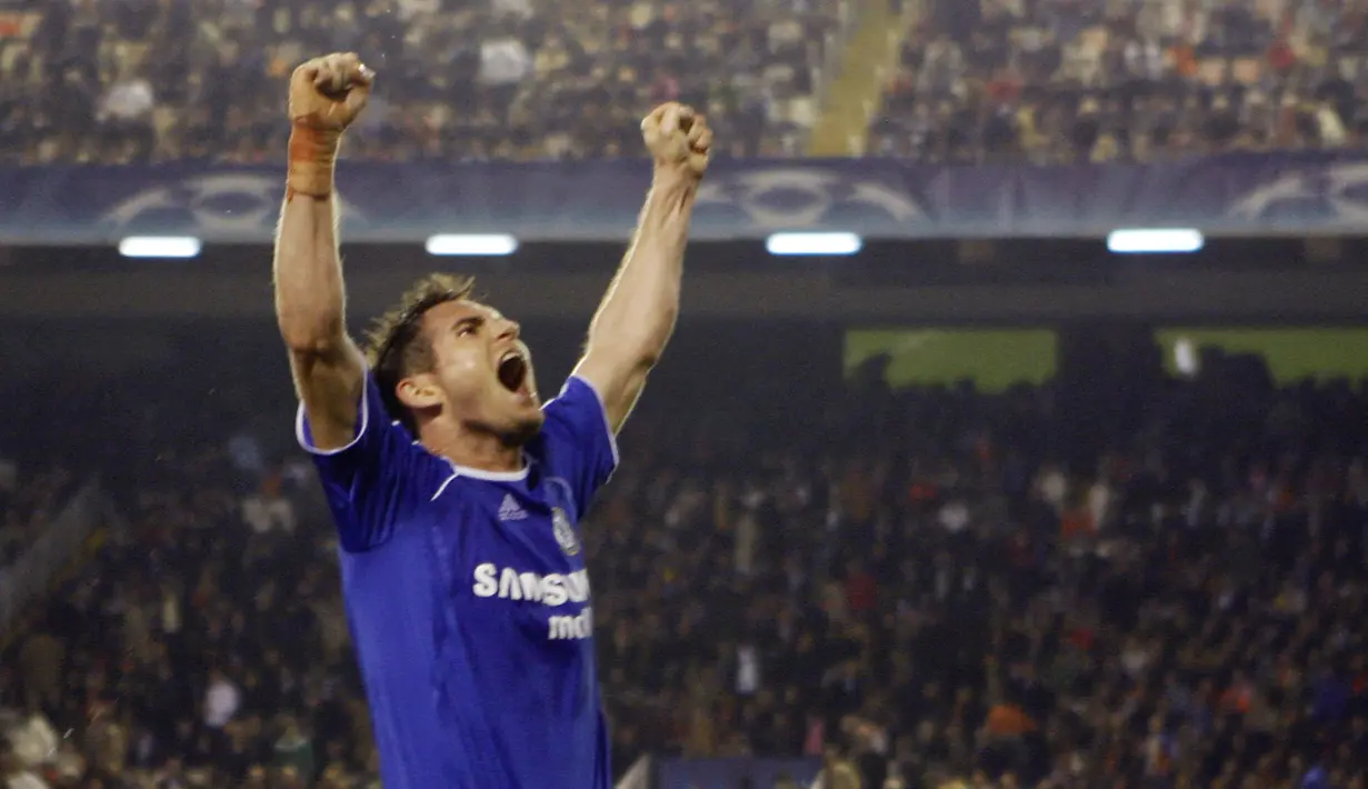 5. Frank Lampard (177 gol) - Selama Kariernya sebagai pemain, Frank Lampard merupakan salah satu gelandang tersubur di Liga Inggris sepanjang sejarah. Lampard tercatat telah mengoleksi 177 gol selama kariernya menjadi pemain di Liga Inggris. (AFP/Javier Soriano)