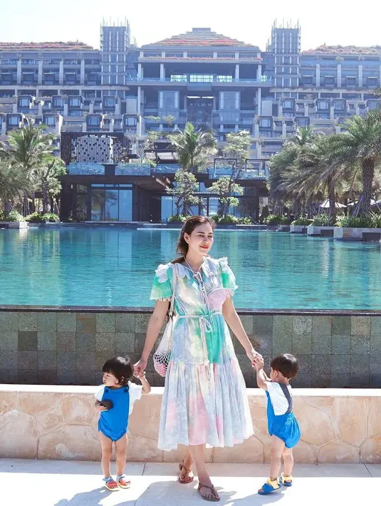 Syahnaz Sadiqah dan Jeje (Instagram/syahnazs)