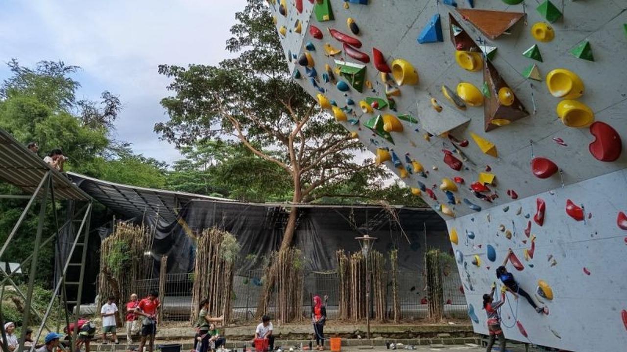 Raviandi Ramadhan Lolos Semifinal Boulder di Kualifikasi Asian Games 2026