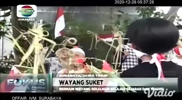 Kegiatan anak-anak zaman sekarang mulai bermain dan belajar, tidak lepas dari gawai atau gadget. Namun berbeda dengan anak-anak di Gununganyar, Surabaya mereka mengisi libur panjang dengan belajar tradisional melalui wayang suket atau rumput.