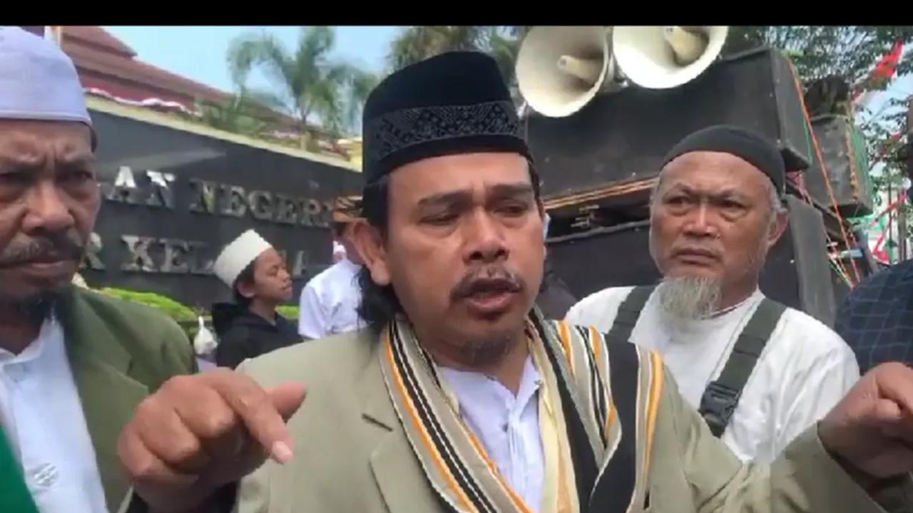 Dituntut 10 Tahun Penjara