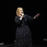 Berita pernikahan Adele dan Simon Konecki belum juga berhenti dibicarakan publik. Pasalnya mereka belum memberikan pernyataan resmi terkait dengan hubungan mereka yang sebenarnya. (doc.dailymail.com)