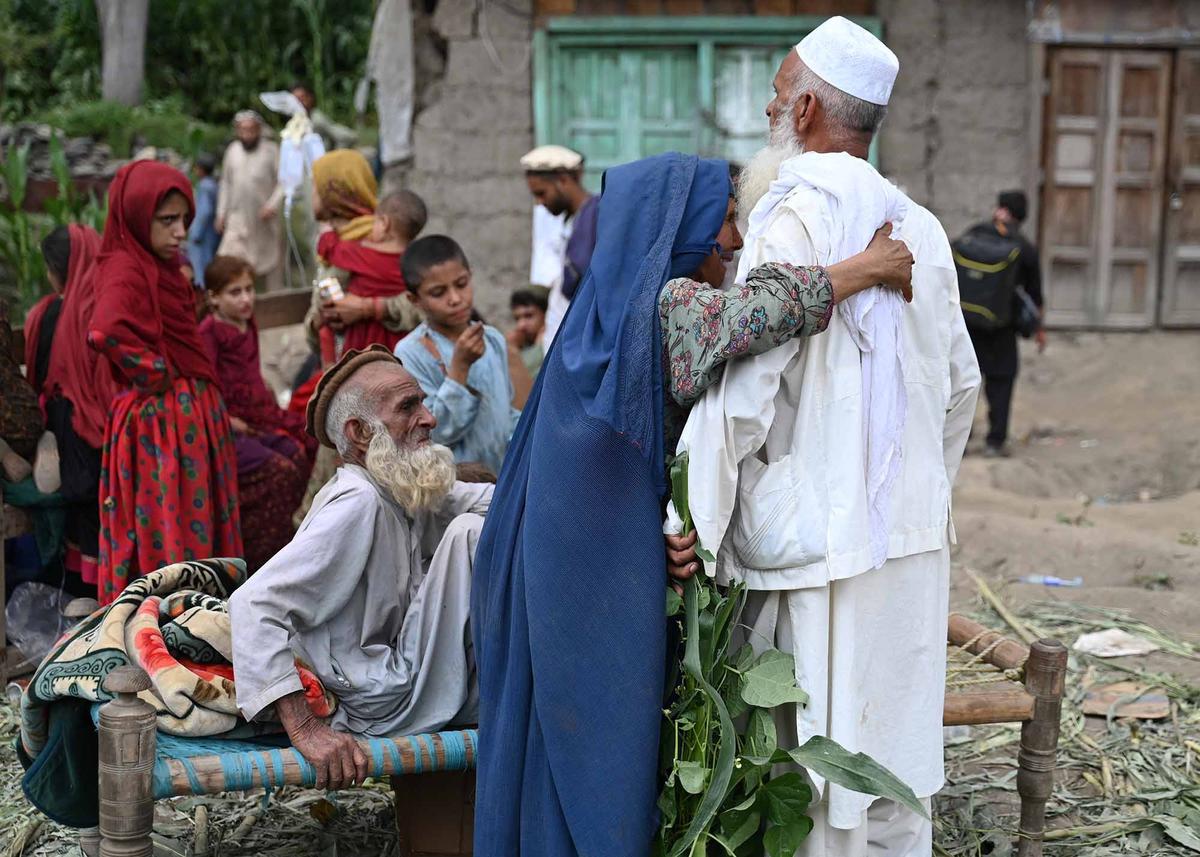 FOTO: Korban Gempa Afghanistan Timur Tembus 1.124 Jiwa, Ribuan Rumah Hancur