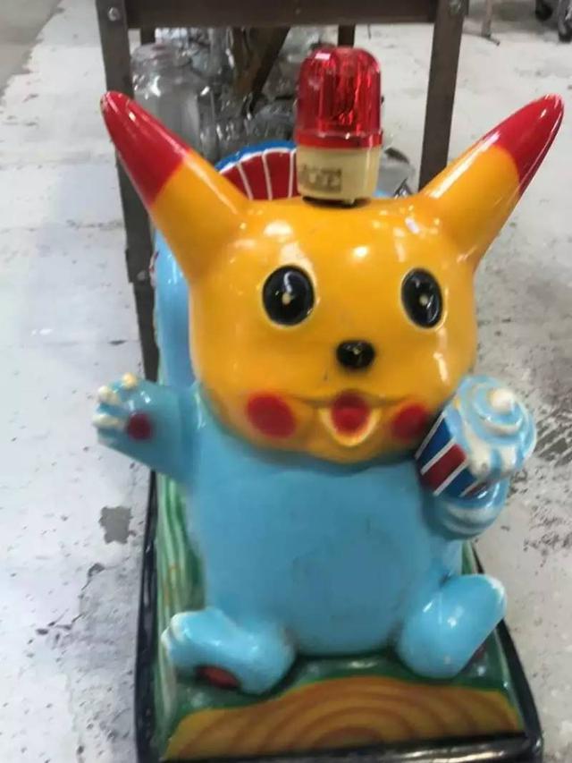 8 Potret Nyeleneh Bentuk Wahana Odong-Odong Ini Kocak