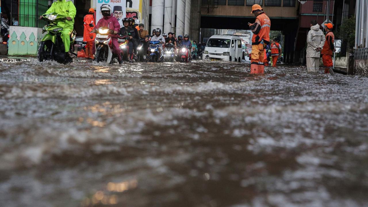 Banjir di kawasan Cipulir