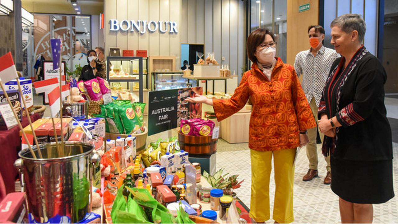 Kunjungan Duta Besar (Dubes) Australia untuk Indonesia Penny Williams ke Australia Fair 2023 di Ranch Market.