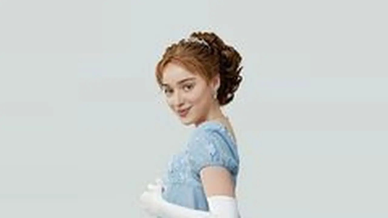 Phoebe Dynevor Bridgerton