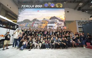 Canter Mania Geruduk Booth Fuso di GIIAS 2026, Canter Extra-Long Bus Jadi Sorotan