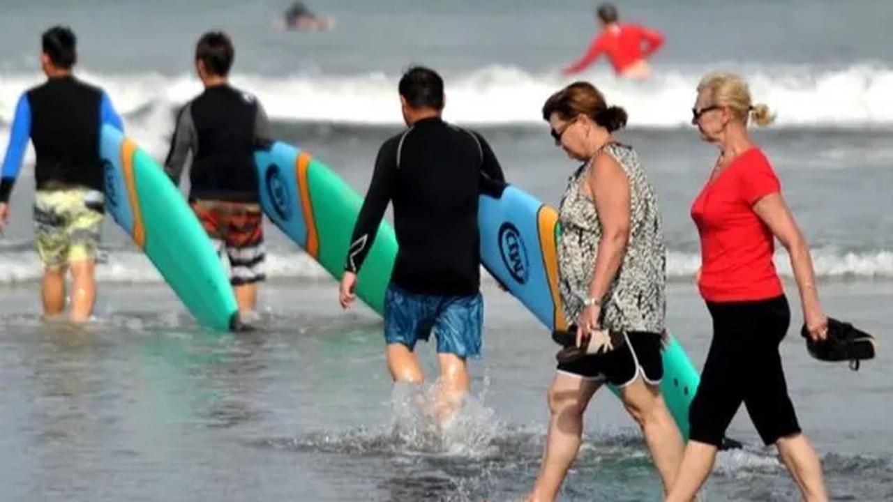 "Tidak apa-apa kalau saya datang lagi ke Bali saya akan bayar dengan penuh cinta. Tapi saya hanya membayangkan, apa yang benar-benar akan mereka lakukan dengan uang itu," ujarnya.