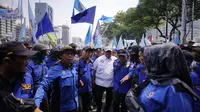 Presiden Konfederasi Serikat Pekerja Seluruh Indonesia (KSPSI) Andi Gani Nena Wea menyambut baik putusan Mahkamah Konstitusi (MK) yang mengabulkan sebagian gugatan permohonan Partai Buruh dan pemohon lainnya terkait Undang-Undang Cipta Kerja.