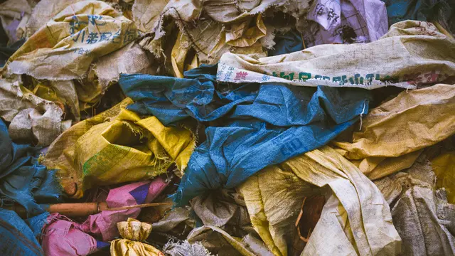 Limbah Tekstil yang Menumpuk