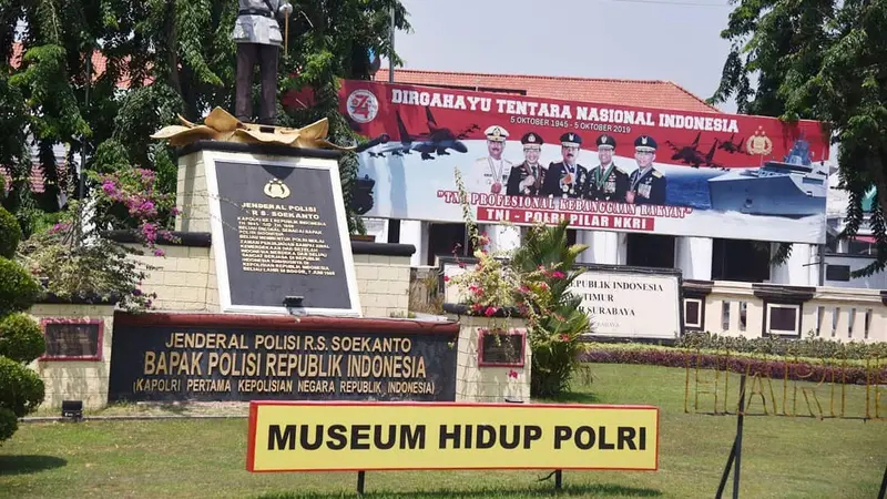 6 Potret Museum Hidup Polri yang Masih Aktif Jadi Polrestabes Surabaya