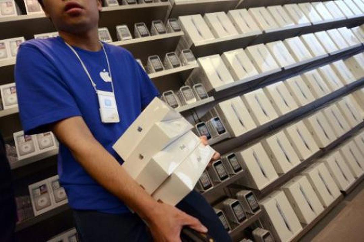 Ramai-ramai mengantre new iPad 
