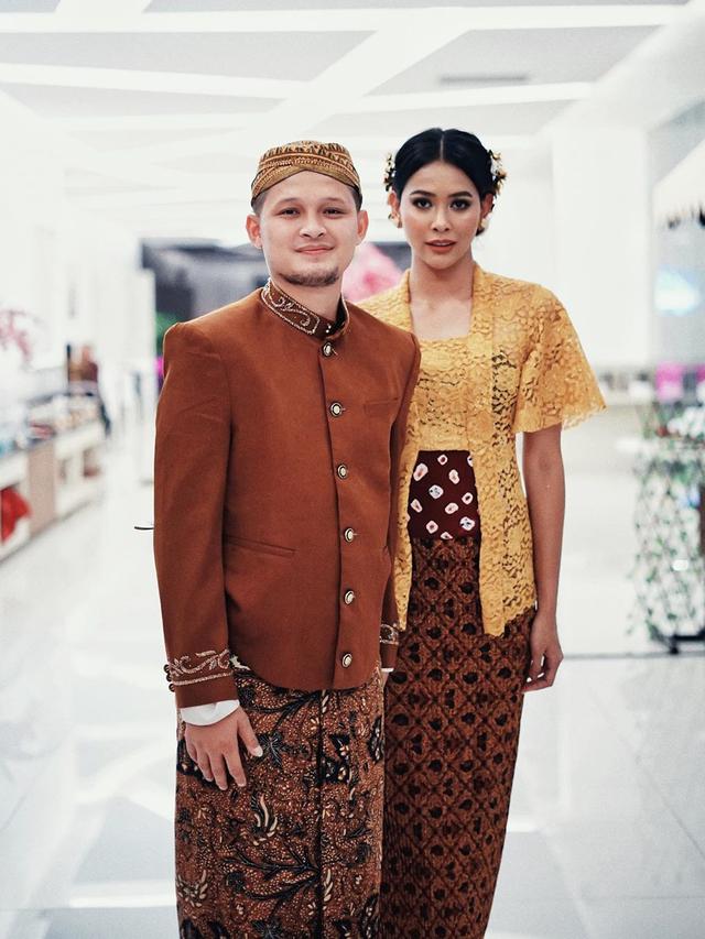 Bunga Jelitha dan Syamsir Alam. (Foto: Instagram @bungajelitha66)