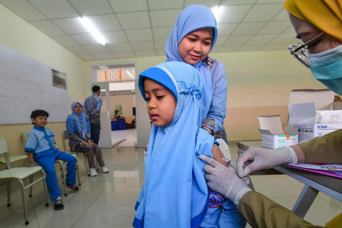 FOTO:  Antusias Murid SD Ikuti Cek Pemeriksaan Gratis di Sekolah