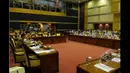 Suasana rapat kerja Komisi III DPR dengan Kementerian Hukum dan Hak Asasi Manusia Yasonna Laoly di ruang rapat Komisi III DPR, Senayan, Jakarta, Rabu (21/1/2015). (Liputan6.com/Andrian M Tunay)