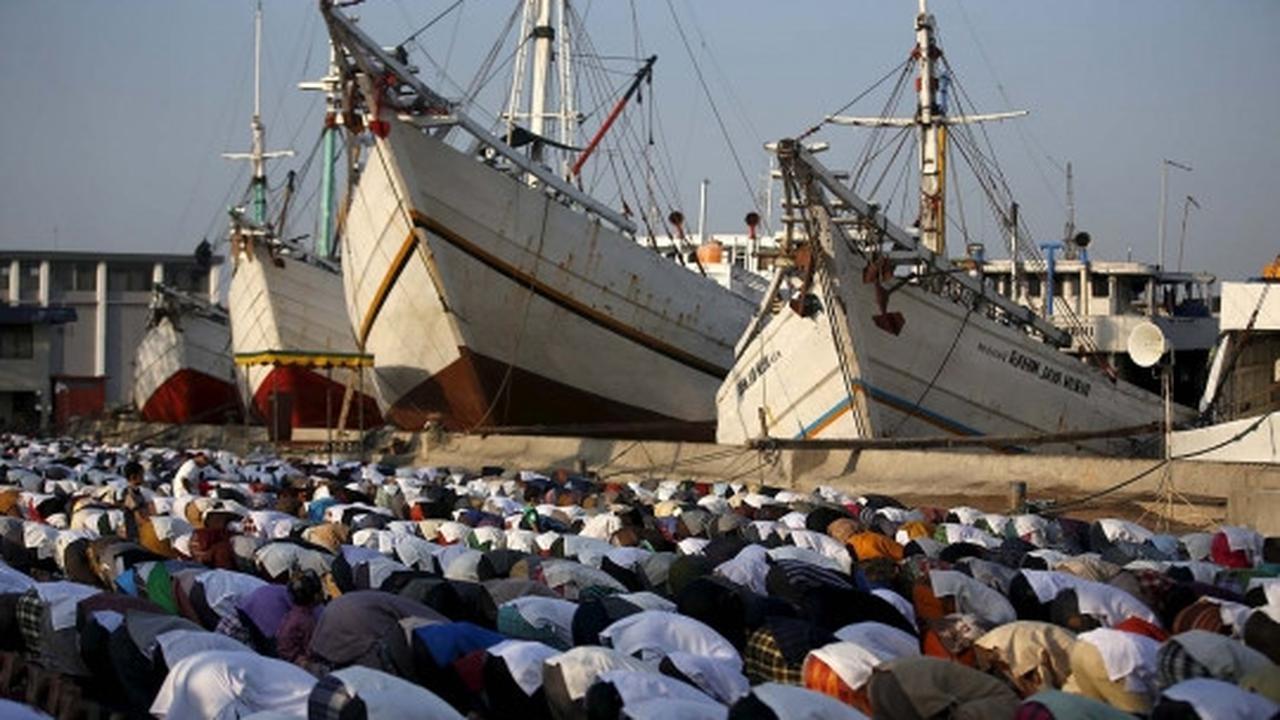 Gema takbir Idul Fitri berkumandang di belahan dunia