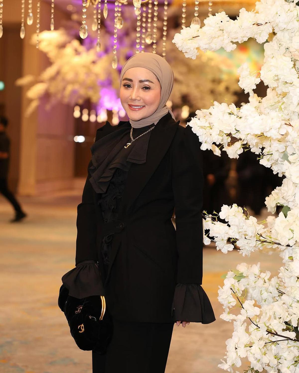 Penyanyi Dandut Kristina Tanya Meta AI Tentang Dirinya, Hasilnya Bikin Nyengir