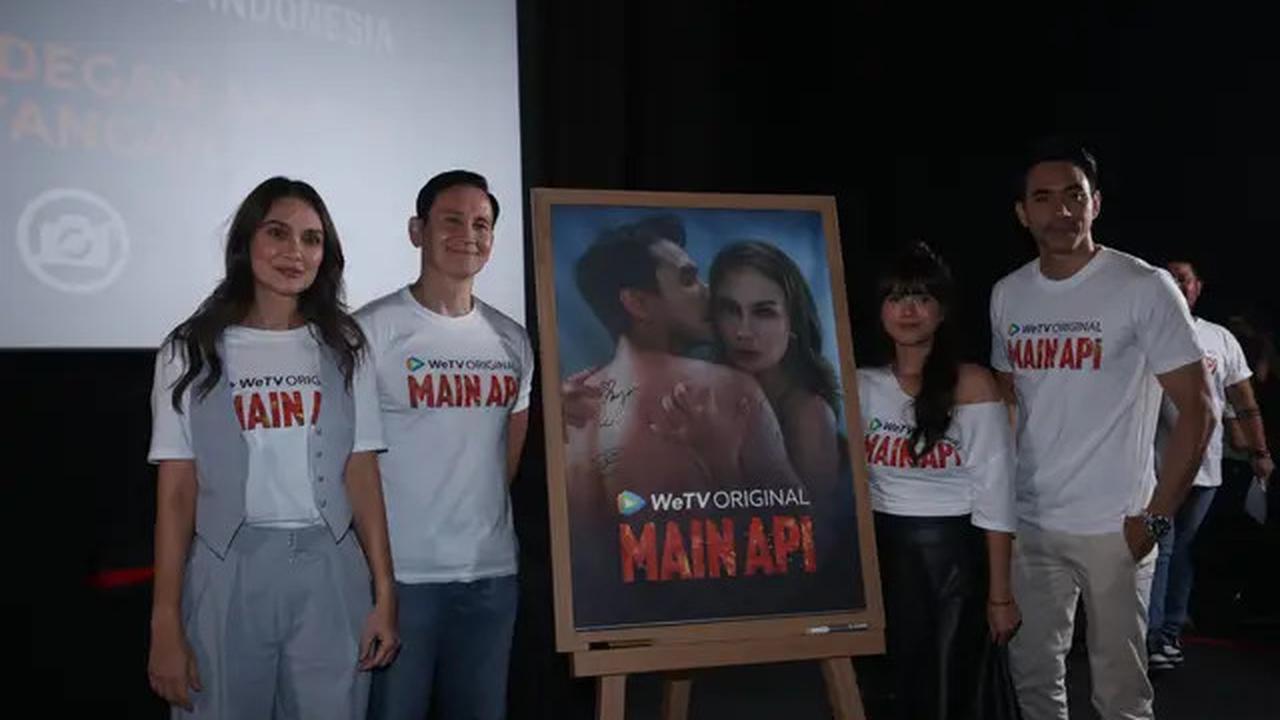 Luna Maya dan Darius Sinathrya Jalani Adegan Dewasa dalam Serial Main Api, Sepakati Hal-Hal yang Tak Boleh Dilakukan