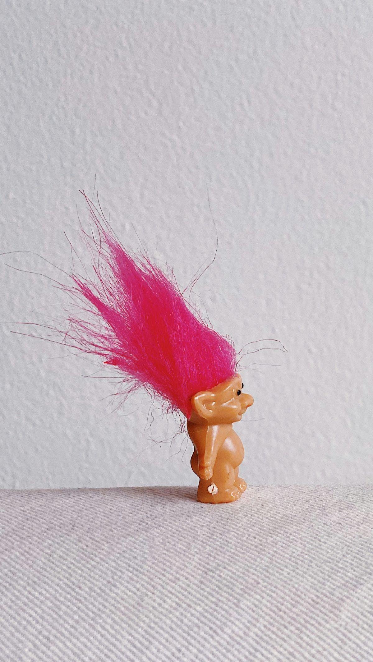 <b>8. Trolls</b>