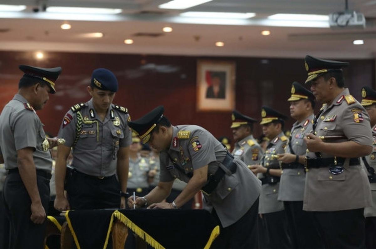Usai Sertijab Bareskrim, Komjen Budi Waseso & Anang salam komando