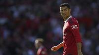 Pemain Manchester United, Cristiano Ronaldo terlihat saat laga pramusim Manchester United melawan Rayo Vallecao di Old Trafford, Minggu (31/07/2022). Laga berakhir dengan skor 1-1. (AP/PA/Dave Thompson)