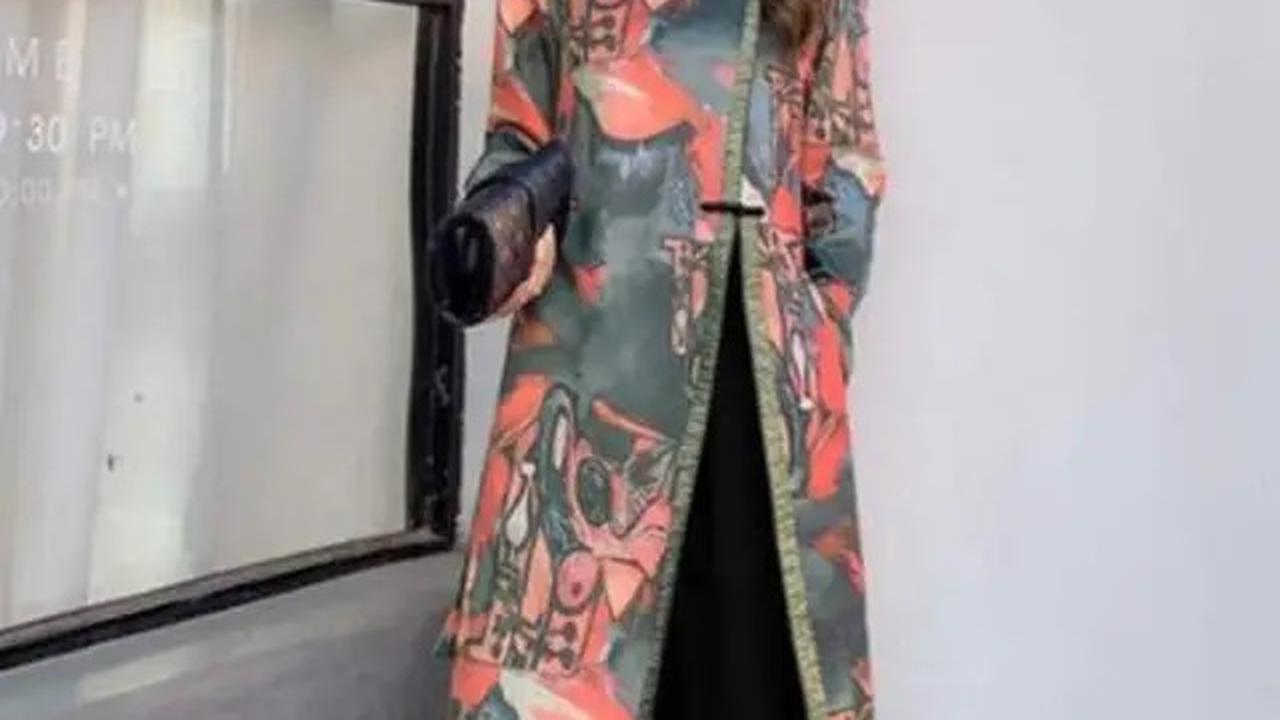 Model Baju Batik Tunik Kantoran Terbaru untuk 2025, Fashionable dan Kekinian