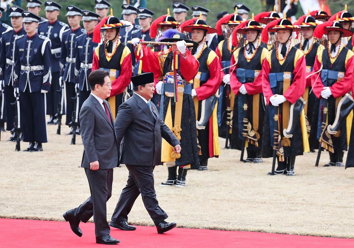 FOTO: Presiden Prabowo Gelar Pertemuan Tingkat Tinggi dengan Presiden Korea Selatan