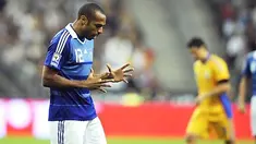 Ekspresi frustasi Thierry Henry saat Prancis ditahan imbang Rumania dalam lanjutan kualifikasi PD 2010 di Stade de France, Saint Denis, 5 September 2009. AFP PHOTO/FRANCK FIFE