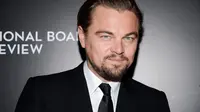 Leonardo DiCaprio nampaknya tidak terlalu ambil pusing dengan kegagalannya meraih Oscar di Academy Awards tahun ini.