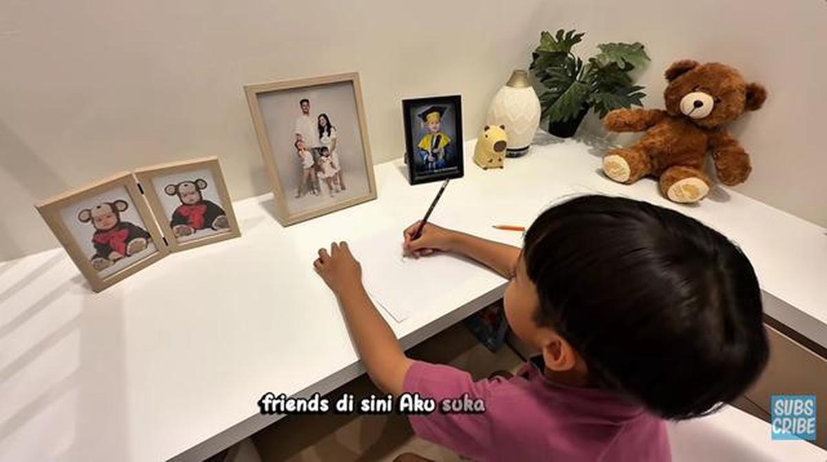 12 Potret Kamar Arasya Anak Tasya Kamila dengan Konsep Playful Modern