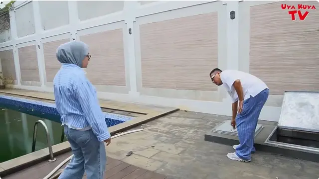 7 Potret Uya Kuya sambangi rumah selang sebulan penjarahan, ngaku syok karena toilet wc ikut dicuri