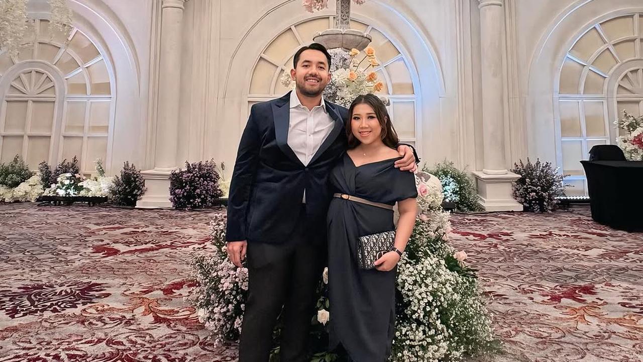 Potret Kiky Saputri dan Muhammad Khairi Pakai Baju Couple, Sudah Dilakukan Sejak Masa Pacaran