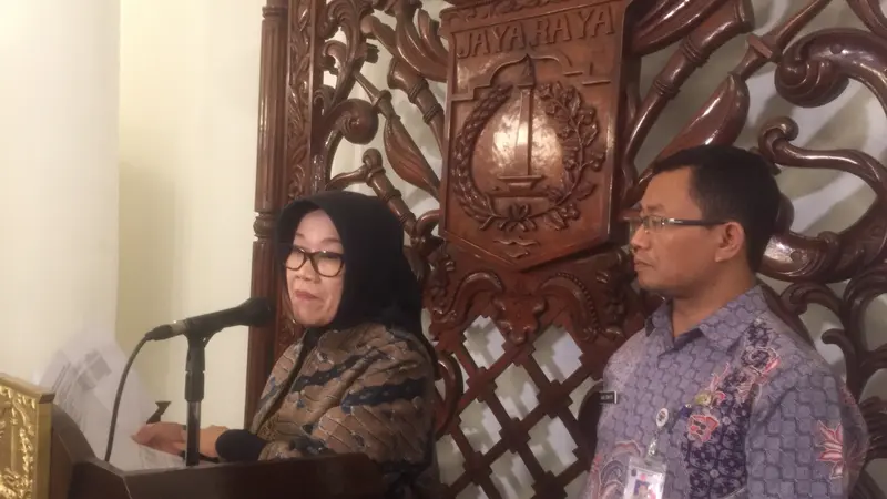 Kepala Bappeda DKI Tuty Kusumawati mengklarifikasi data Menkeu Sri Mulyani soal APBD DKI (Liputan6.com/Delvira Chaerani Hutabarat)