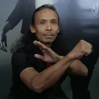 Sutradara Livi Zheng, menggandeng aktor laga, Yayan Ruhian dalam pembuatan film terbarunya berjudul Insight. Dalam film kali ini, Yayan tidak terlibat sebagai pemain, melainkan sebagai koreografer. (Andy Masela/Bintang.com)