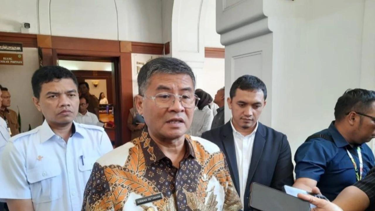 Wagub Jabar Minta Kisruh Unggahan ITBFess dan Bobotoh Diproses Hukum