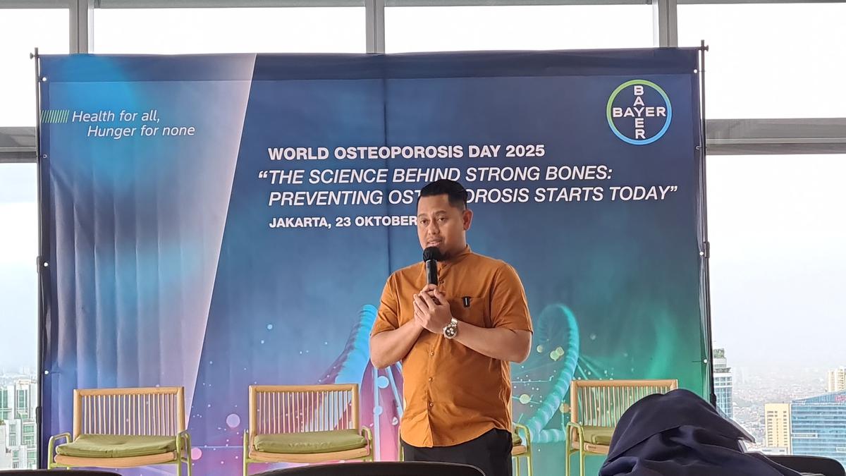 Osteoporosis adalah Penyakit 'Diam-Diam' yang Mengintai Sejak Usia Muda dan Baru Disadari Saat Tulang Patah