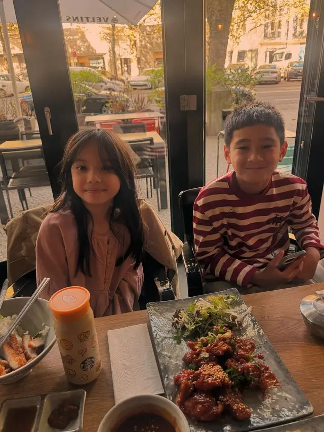 6 Potret Keluarga Raffi Ahmad Bareng Gading dan Gisel di Berlin, Seru Bareng Anak