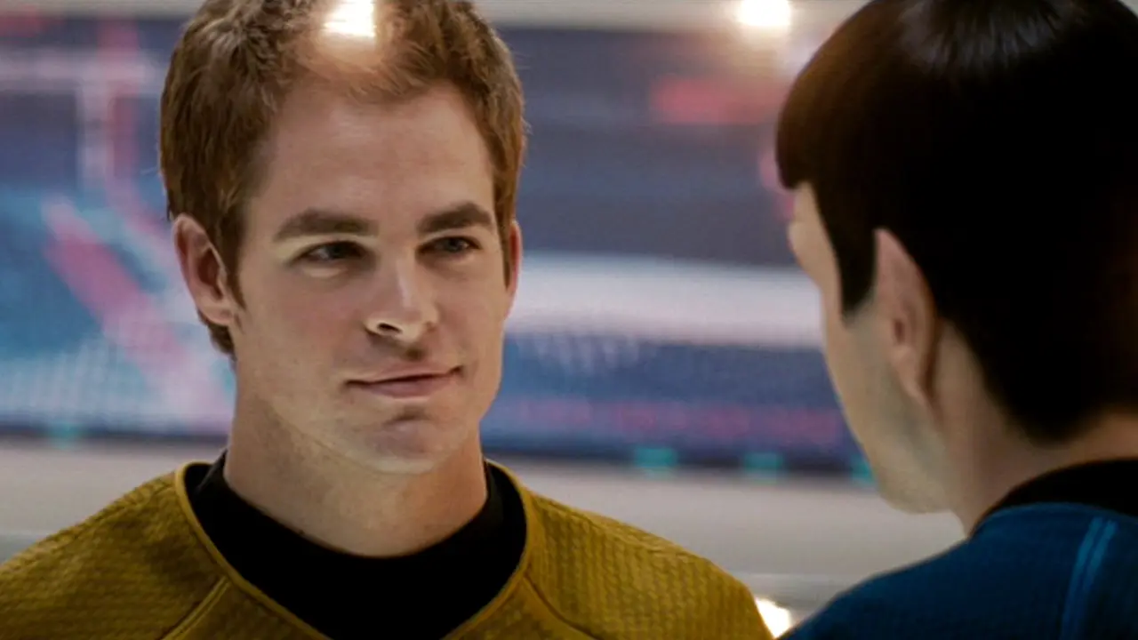 Aktor Star Trek Chris Pine  Diajak Perankan Kekasih Wonder Woman