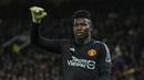 Kiper Manchester United, Andre Onana saat laga pekan pertama Liga Inggris 2023/2024 melawan Wolverhampton di Old Trafford, Manchester, Selasa (15/08/2023) WIB. (AP Photo/Rui Vieira)