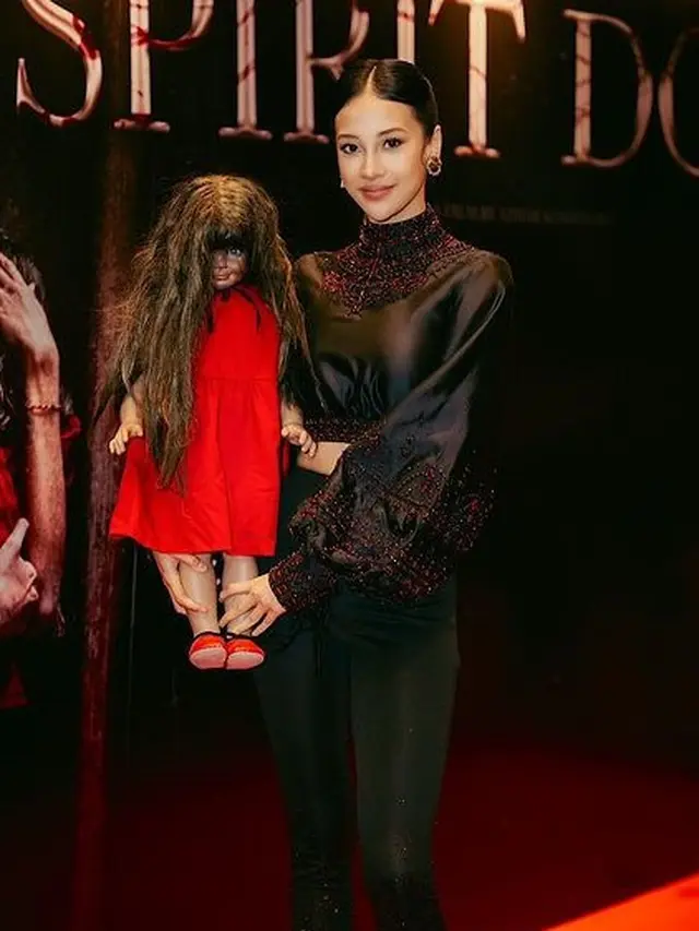 Anya Geraldine (Instagram/anyageraldine)