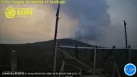 Anak Krakatau Meletus 8 Kali, Kolom Abu Capai 500 Meter